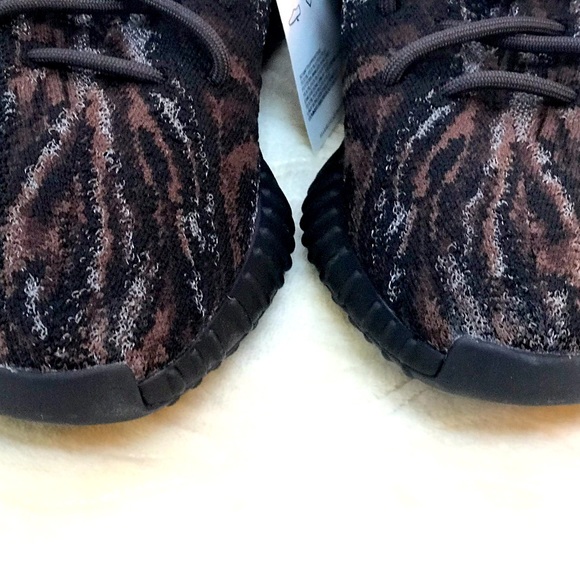 adidas🤎 YEEZY BOOST 350 V2 “MX Rock” 🤎like new ! Worn once size 6 1/2 unisex - Picture 7 of 11